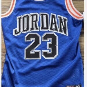 Youth Michael Jordon#23 Jersey Youth SIZE: M (10-12 Years) Nike Jumpman NWT